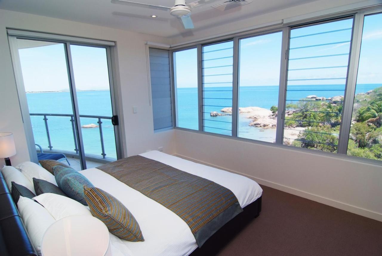 Coral Cove Apartments - Absolute Beachfront Resort Bowen Ngoại thất bức ảnh
