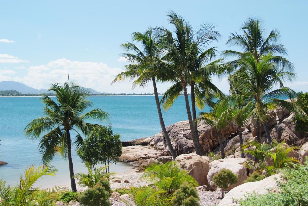 Coral Cove Apartments - Absolute Beachfront Resort Bowen Ngoại thất bức ảnh