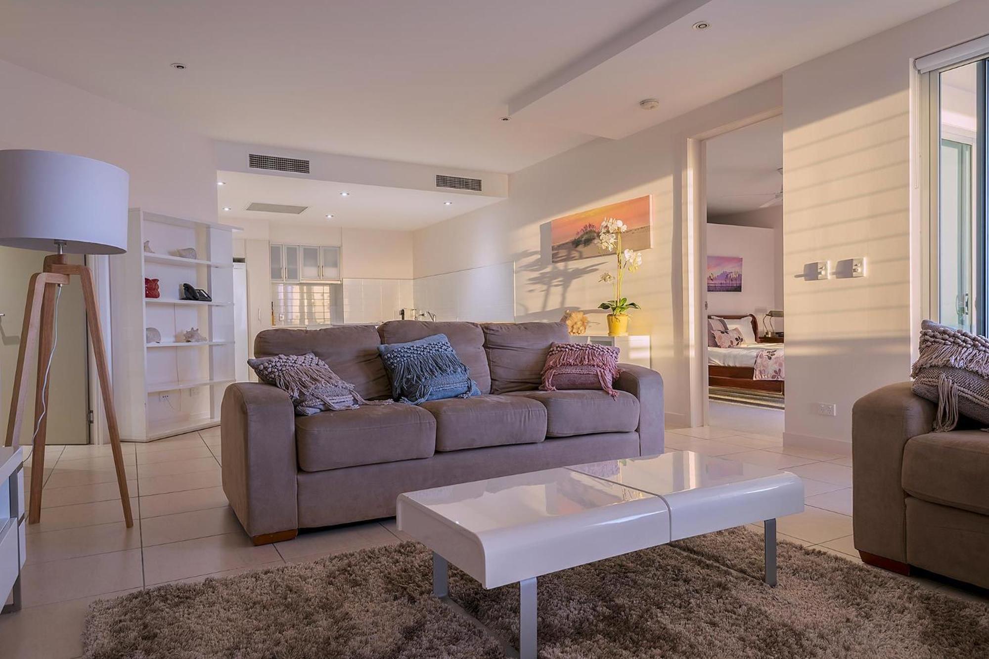 Coral Cove Apartments - Absolute Beachfront Resort Bowen Ngoại thất bức ảnh