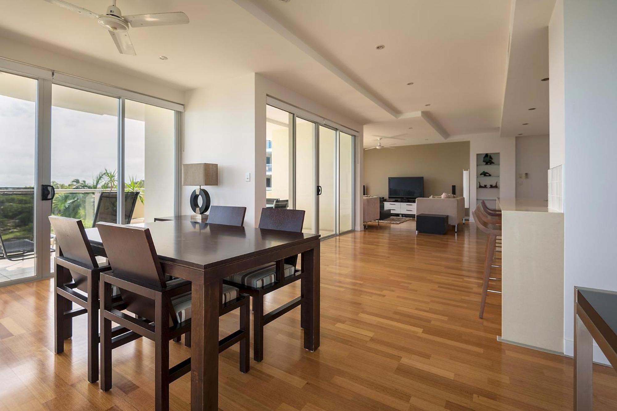 Coral Cove Apartments - Absolute Beachfront Resort Bowen Ngoại thất bức ảnh